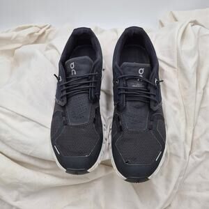 On Running Cloud 5 trainers sneaker Black women's size 9